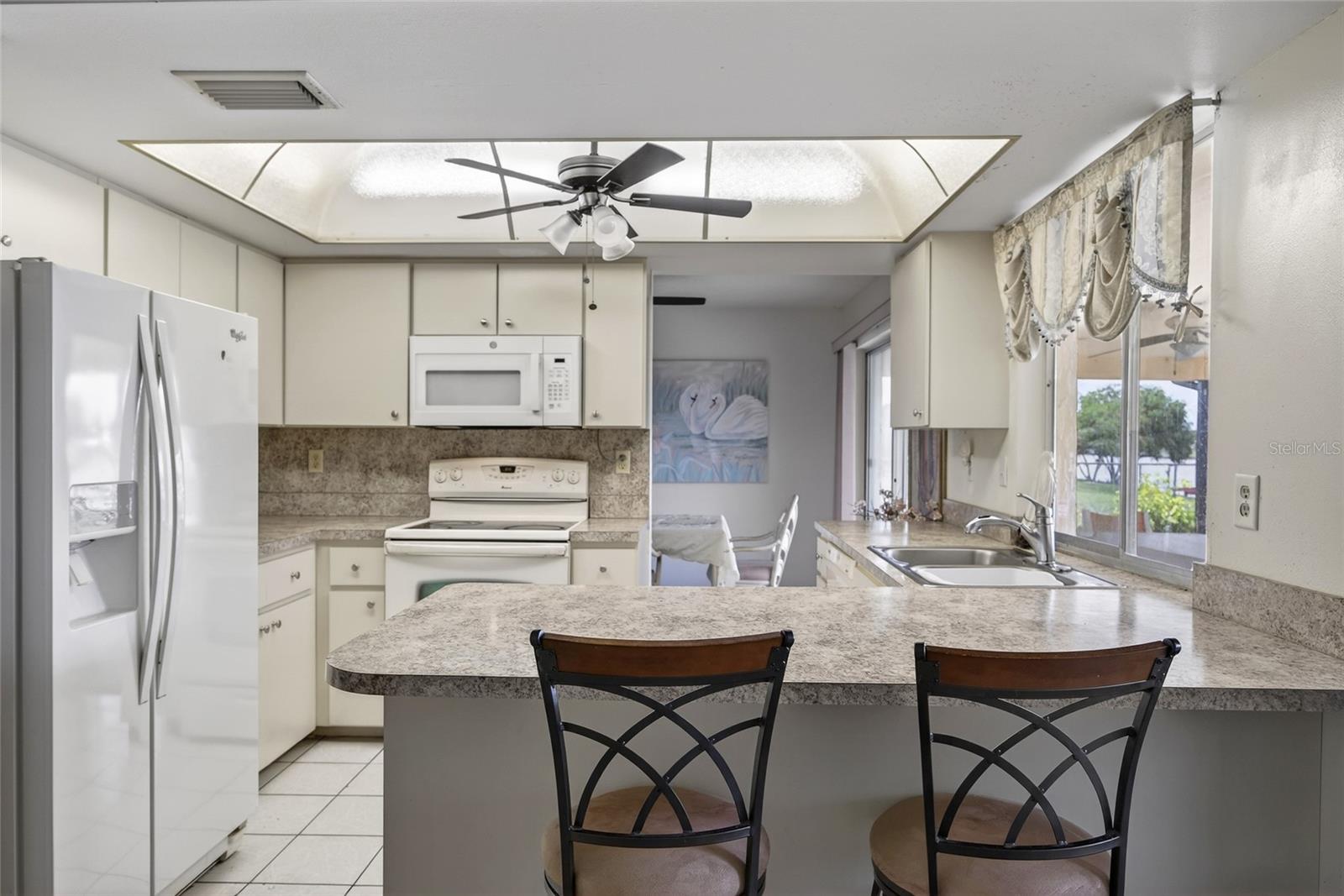 2484 BROAD RANCH DR, PORT CHARLOTTE, FL, 33948
