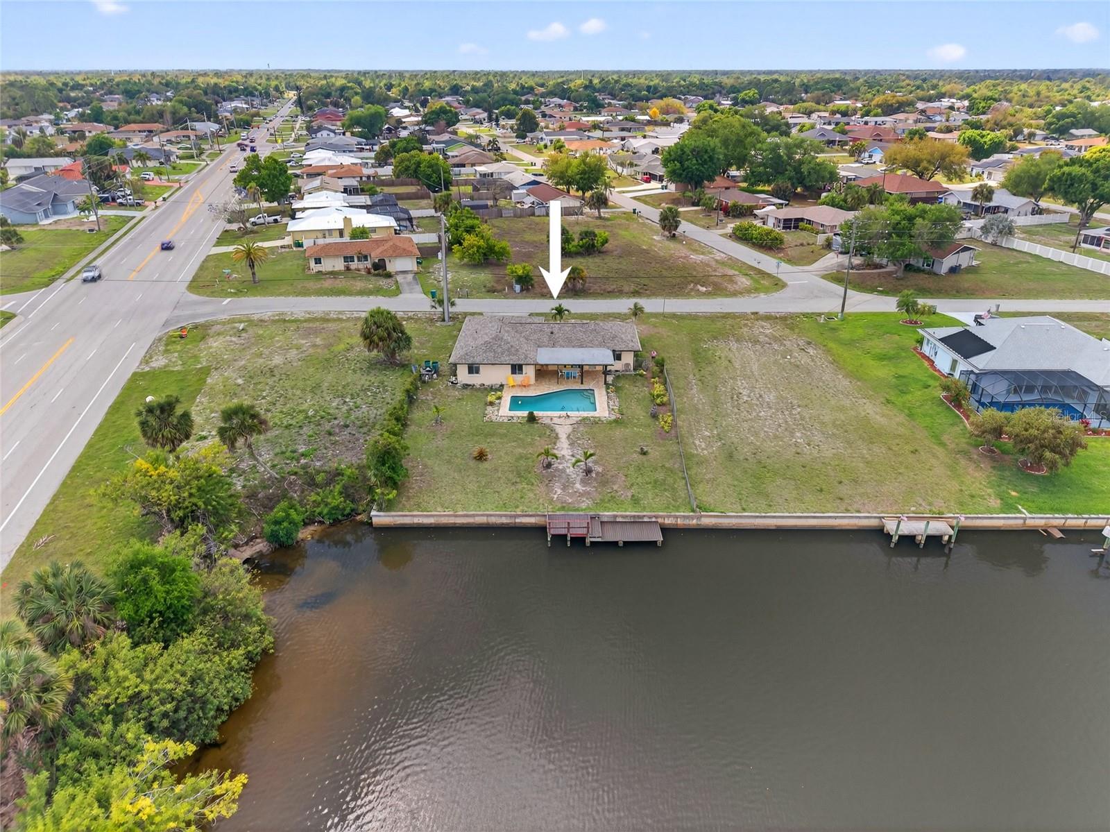 2484 BROAD RANCH DR, PORT CHARLOTTE, FL, 33948