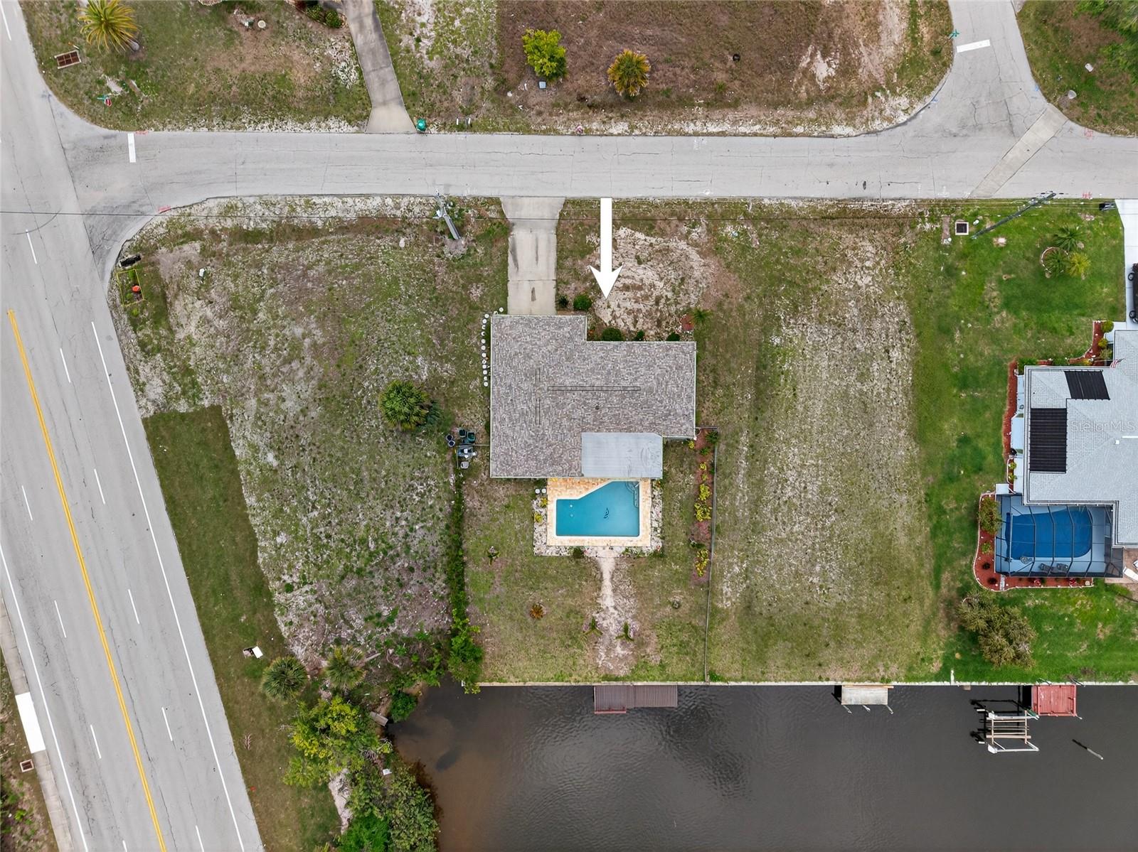 2484 BROAD RANCH DR, PORT CHARLOTTE, FL, 33948