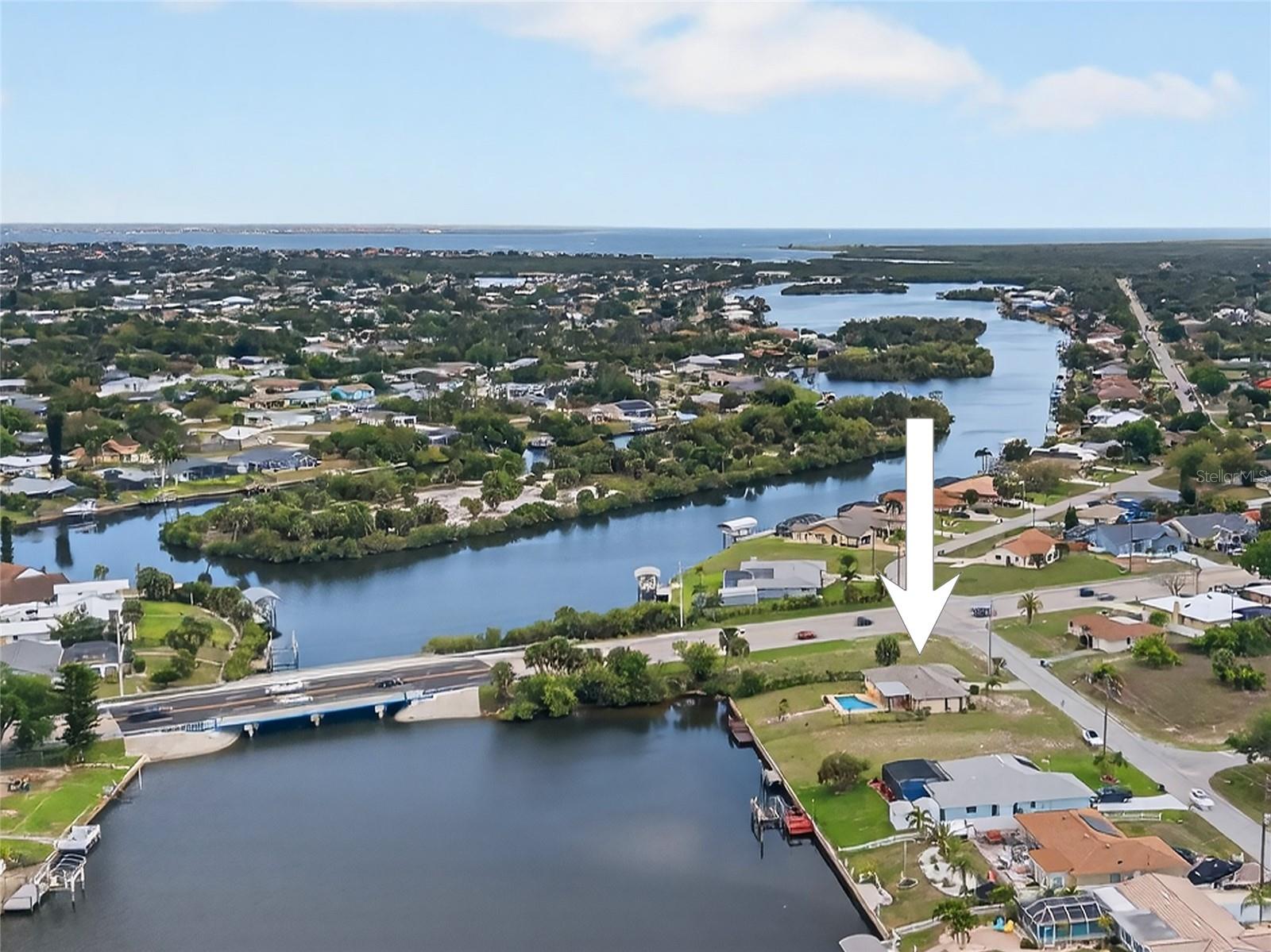 2484 BROAD RANCH DR, PORT CHARLOTTE, FL, 33948