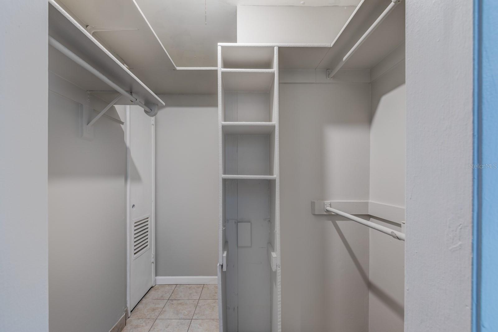 2436 NORTHLAND RD, MOUNT DORA, FL, 32757