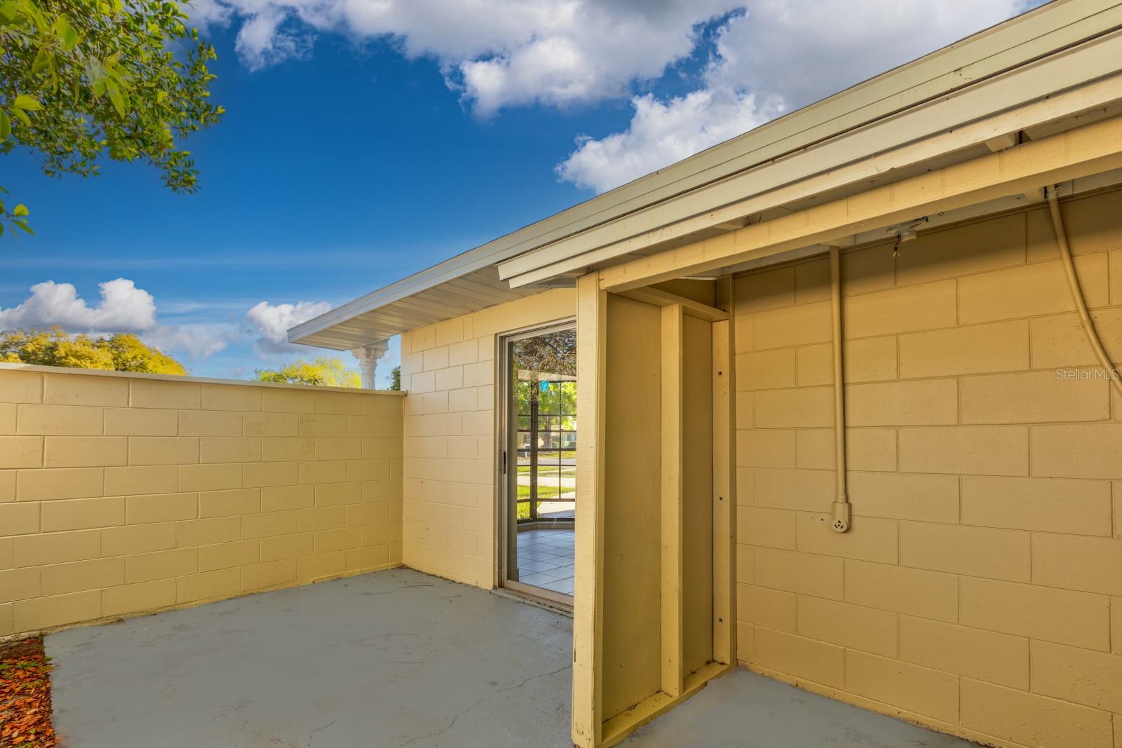 2436 NORTHLAND RD, MOUNT DORA, FL, 32757