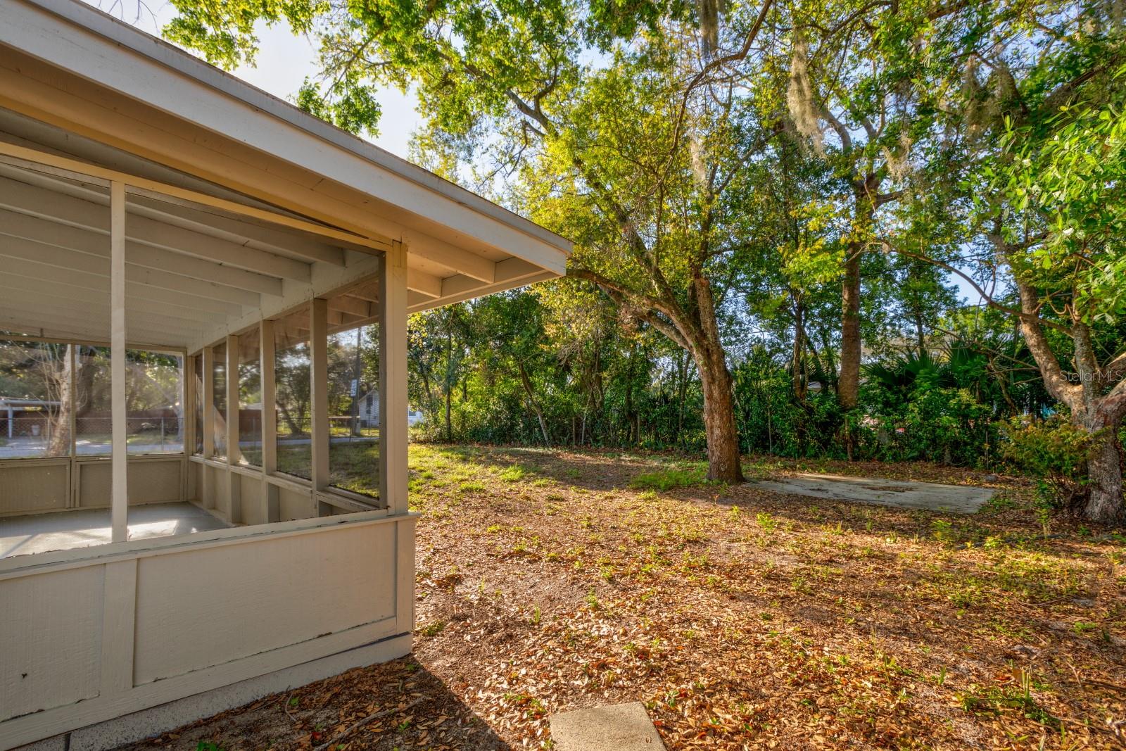 2436 NORTHLAND RD, MOUNT DORA, FL, 32757