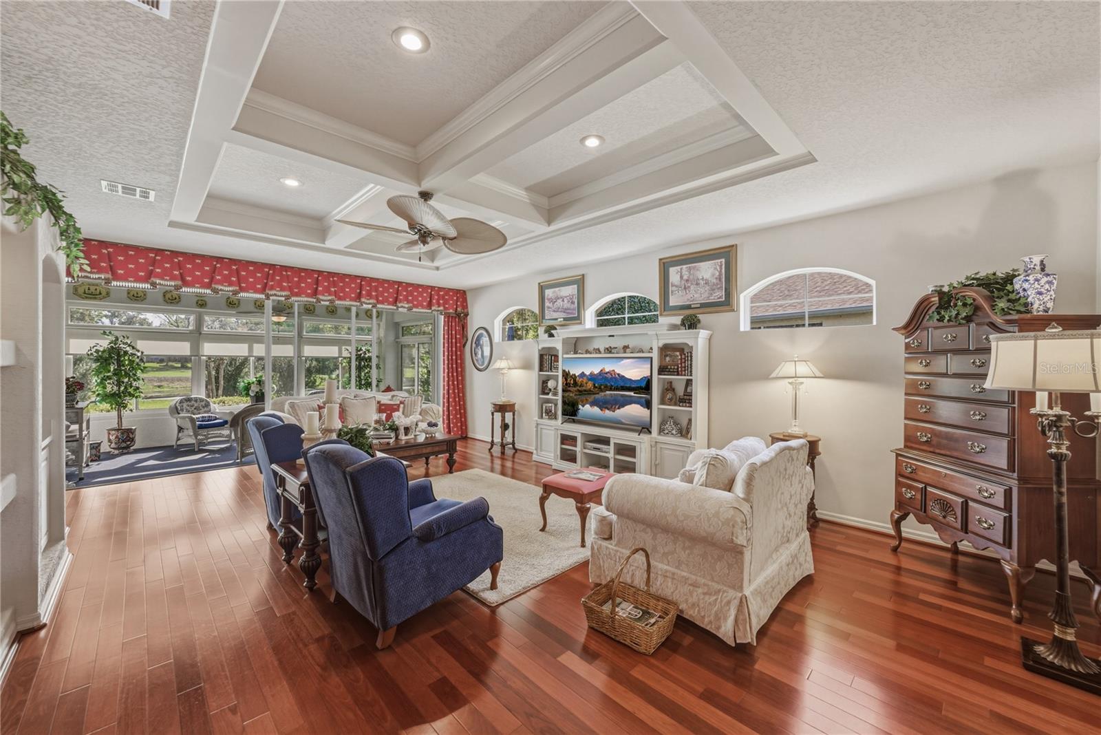 12410 WOODLANDS CIR, DADE CITY, FL, 33525