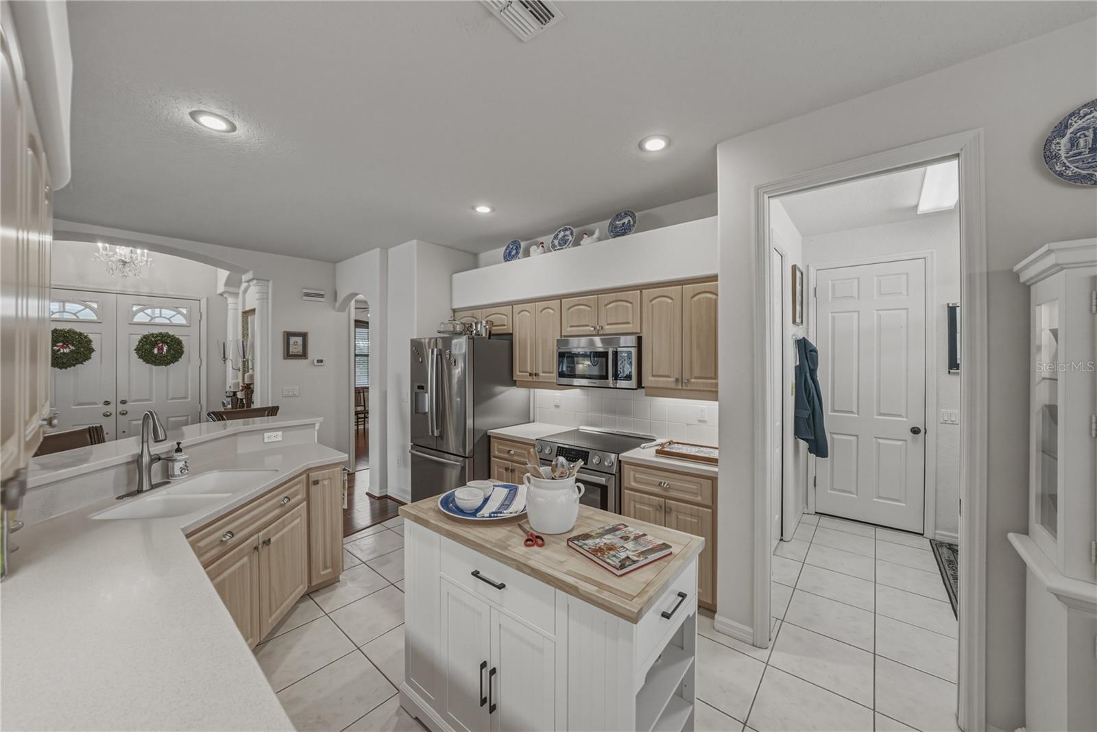 12410 WOODLANDS CIR, DADE CITY, FL, 33525