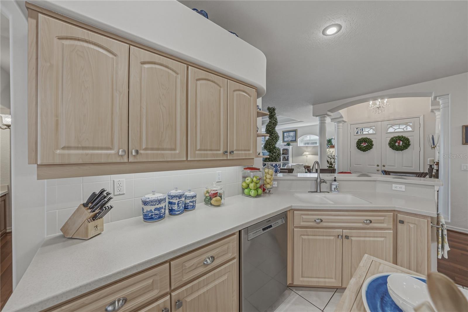 12410 WOODLANDS CIR, DADE CITY, FL, 33525