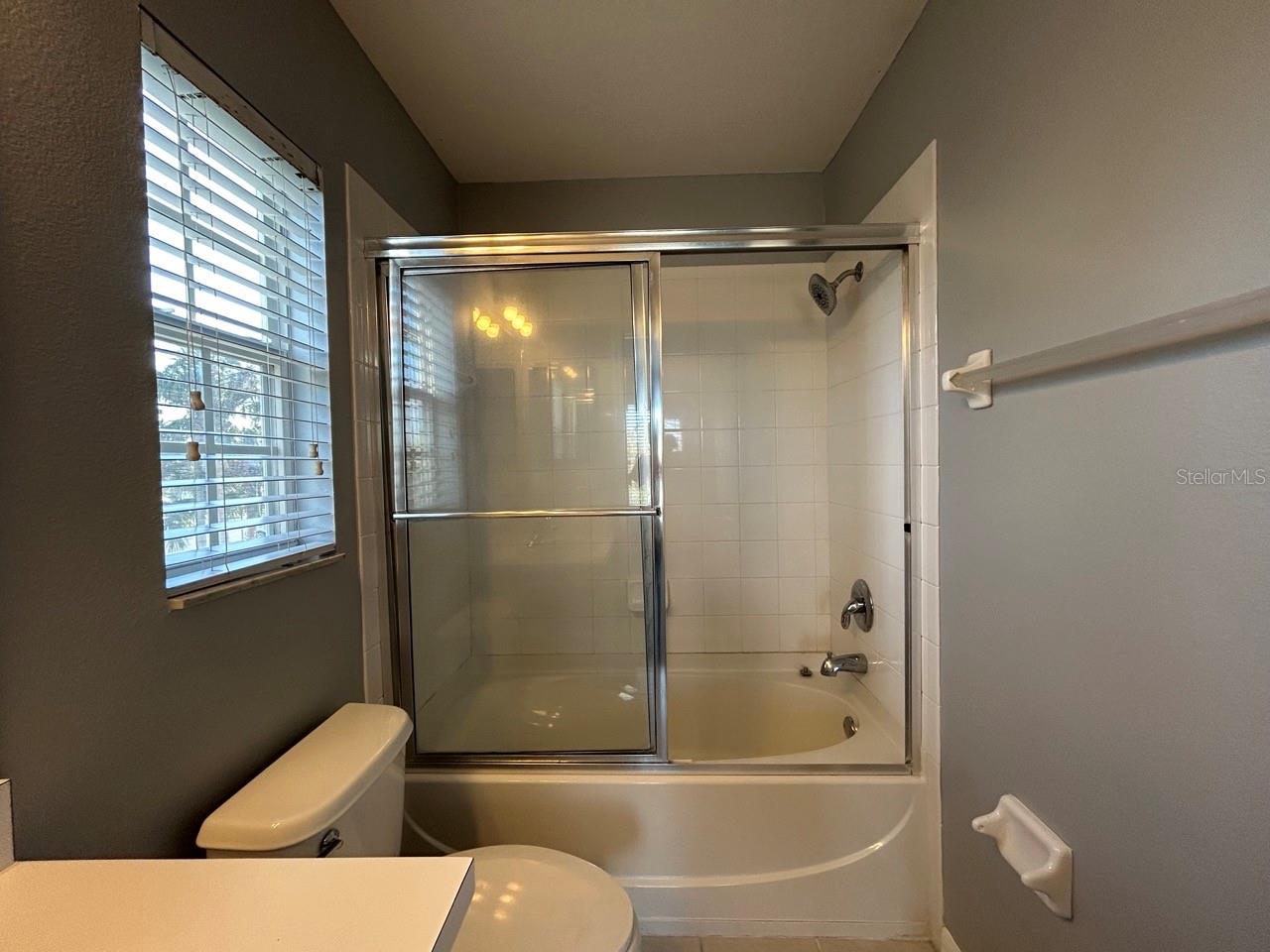 12978 KINGS CROSSING DR, GIBSONTON, FL, 33534