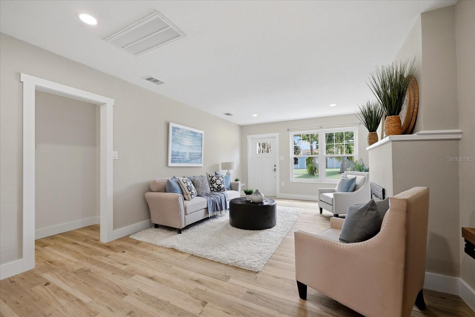 105 3RD ST, BELLEAIR BEACH, FL, 33786