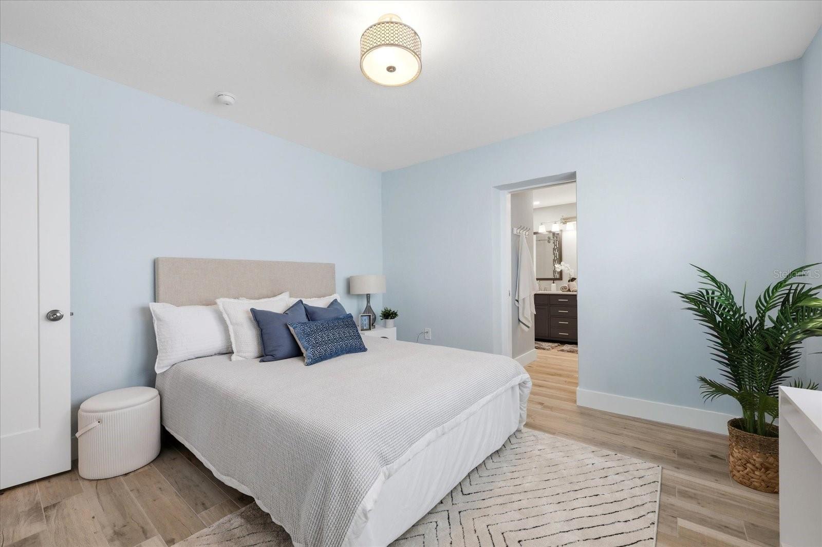 105 3RD ST, BELLEAIR BEACH, FL, 33786