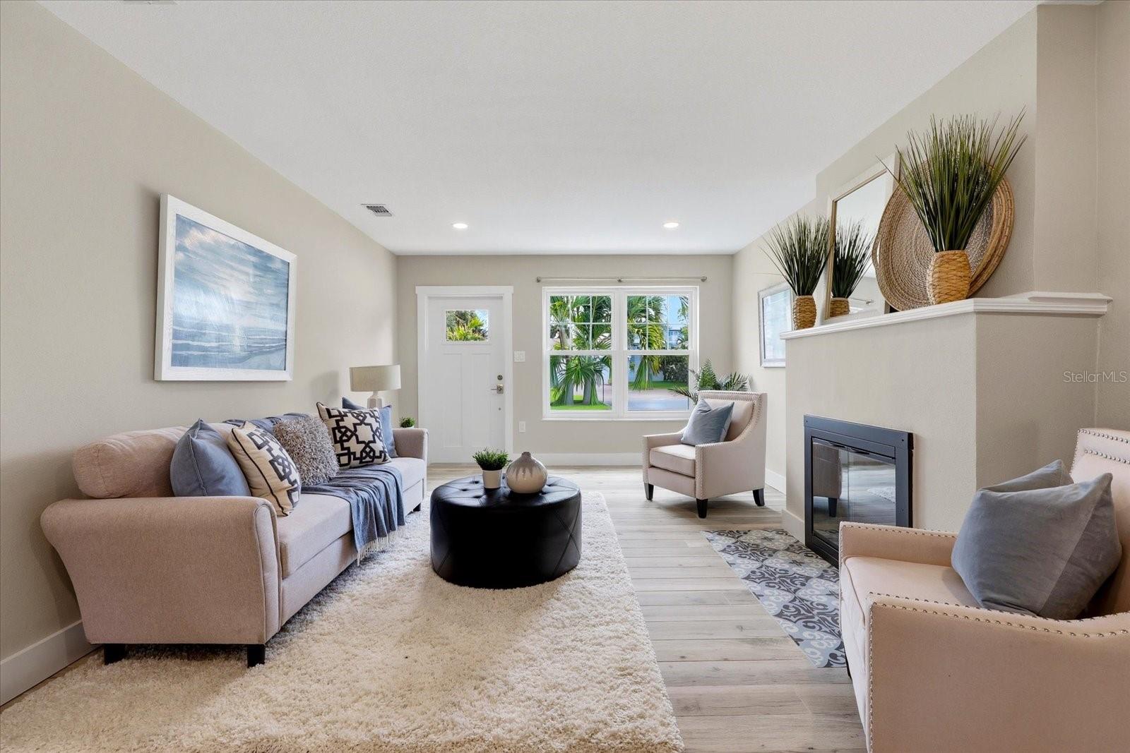 105 3RD ST, BELLEAIR BEACH, FL, 33786