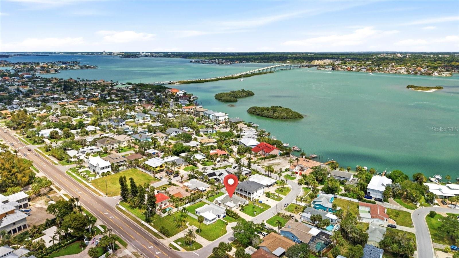 105 3RD ST, BELLEAIR BEACH, FL, 33786