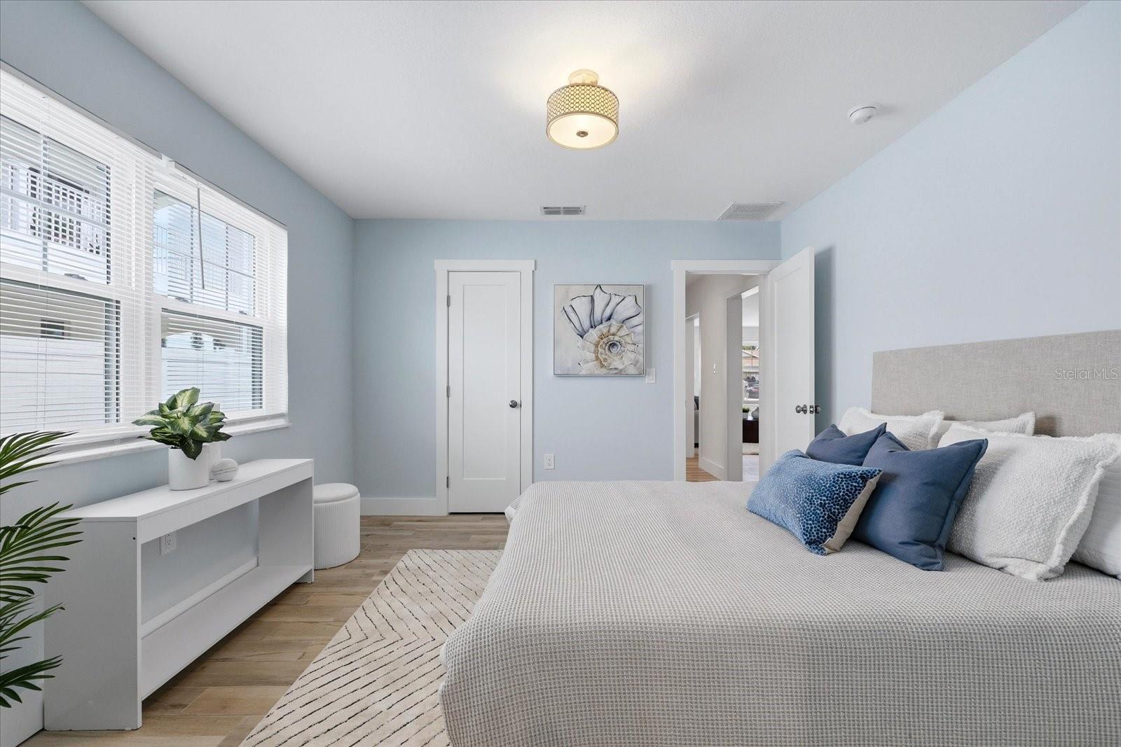 105 3RD ST, BELLEAIR BEACH, FL, 33786