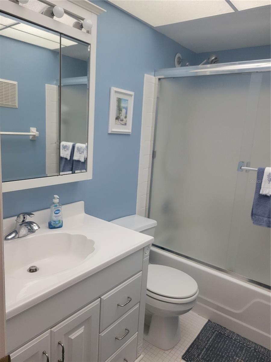 9950 62ND TER N #417, ST PETERSBURG, FL, 33708