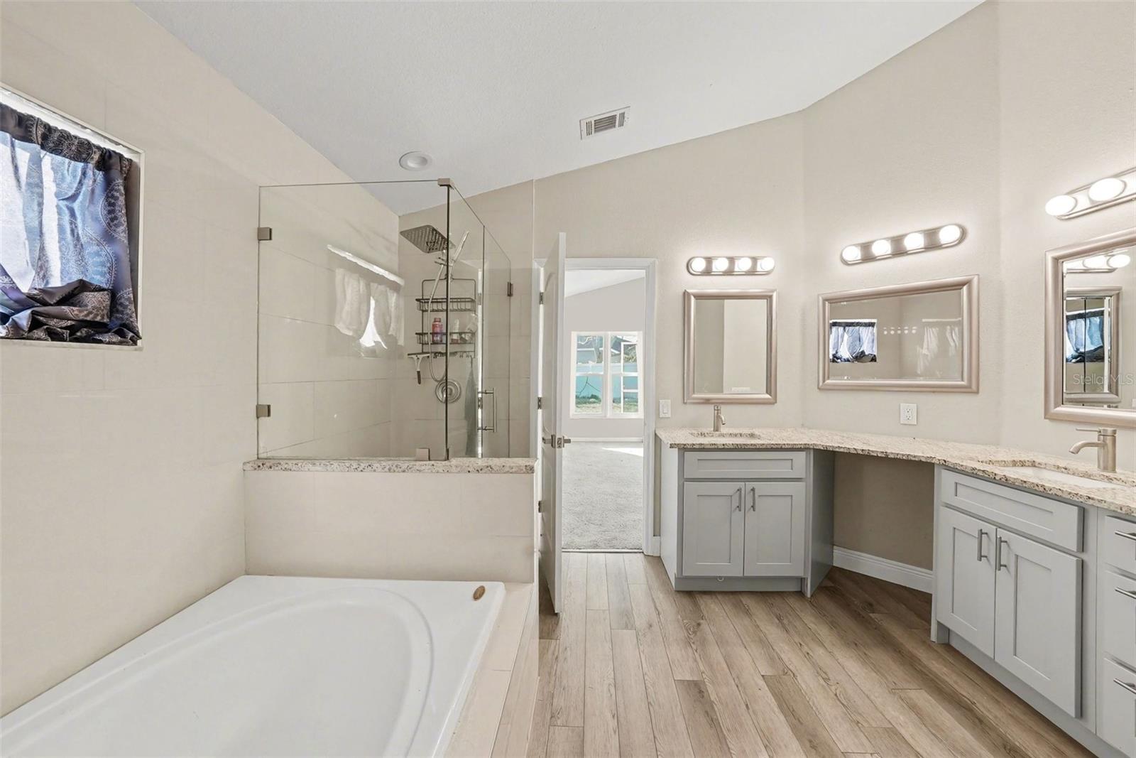 12524 MIDPOINTE DR, RIVERVIEW, FL, 33578