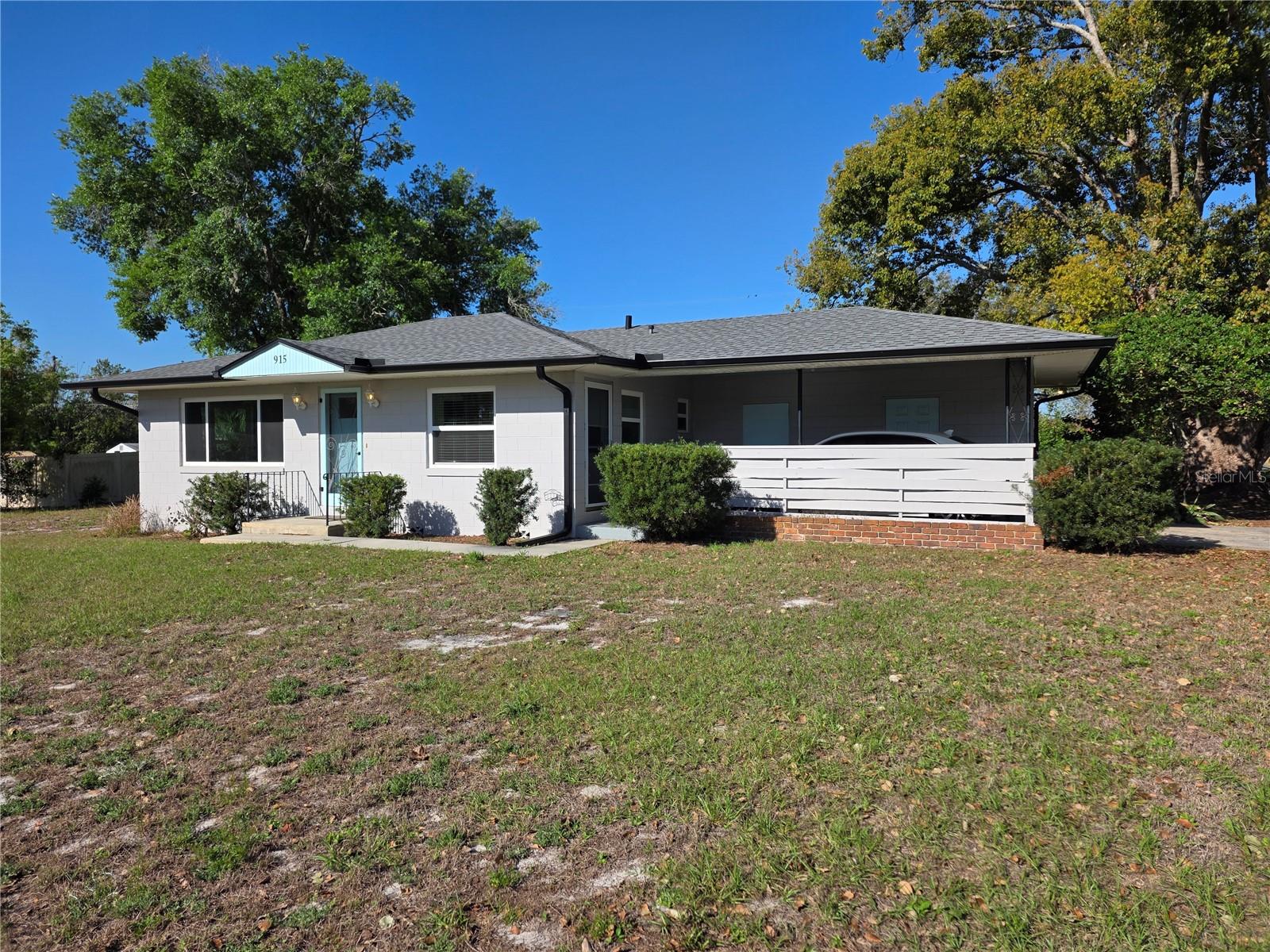 915 NORMAN DR, MOUNT DORA, FL, 32757