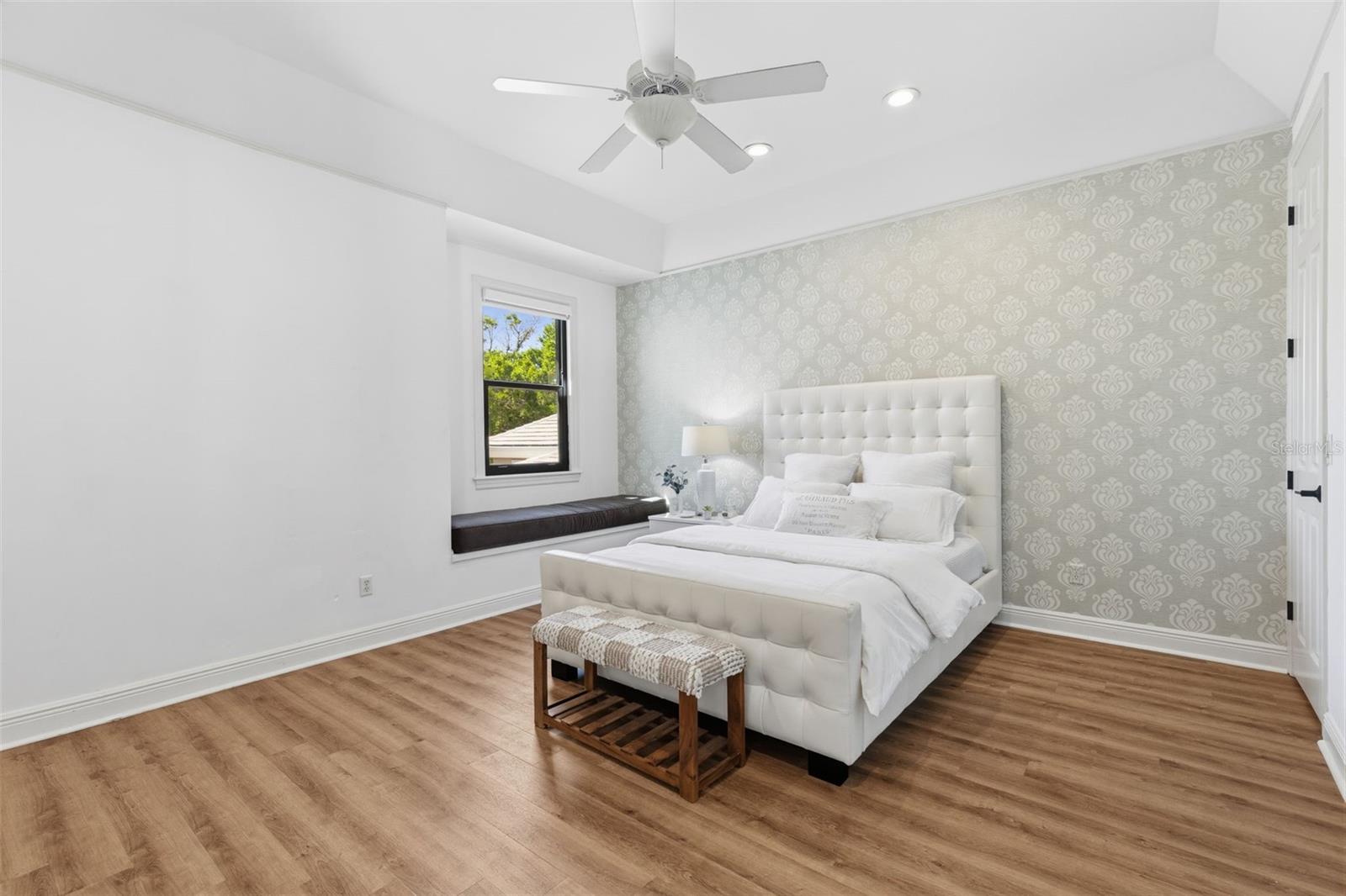 904 ANCHORAGE RD, TAMPA, FL, 33602