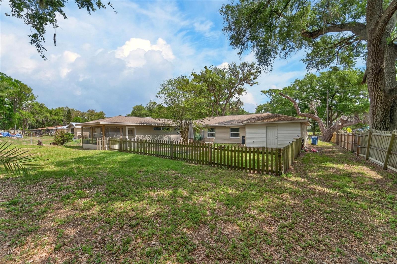 5502 PEACH AVE, SEFFNER, FL, 33584