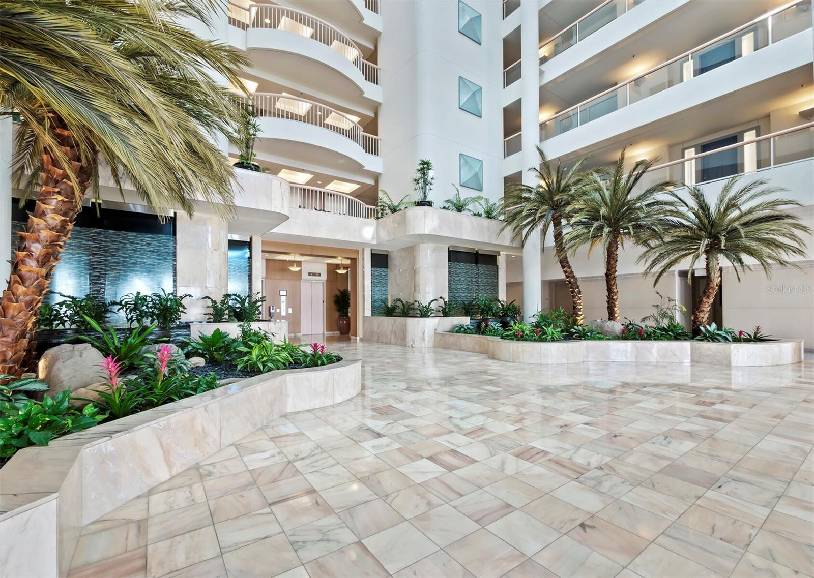 455 LONGBOAT CLUB RD #402, LONGBOAT KEY, FL, 34228