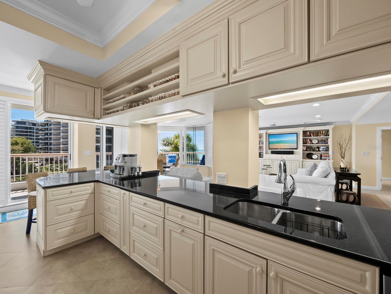 455 LONGBOAT CLUB RD #402, LONGBOAT KEY, FL, 34228