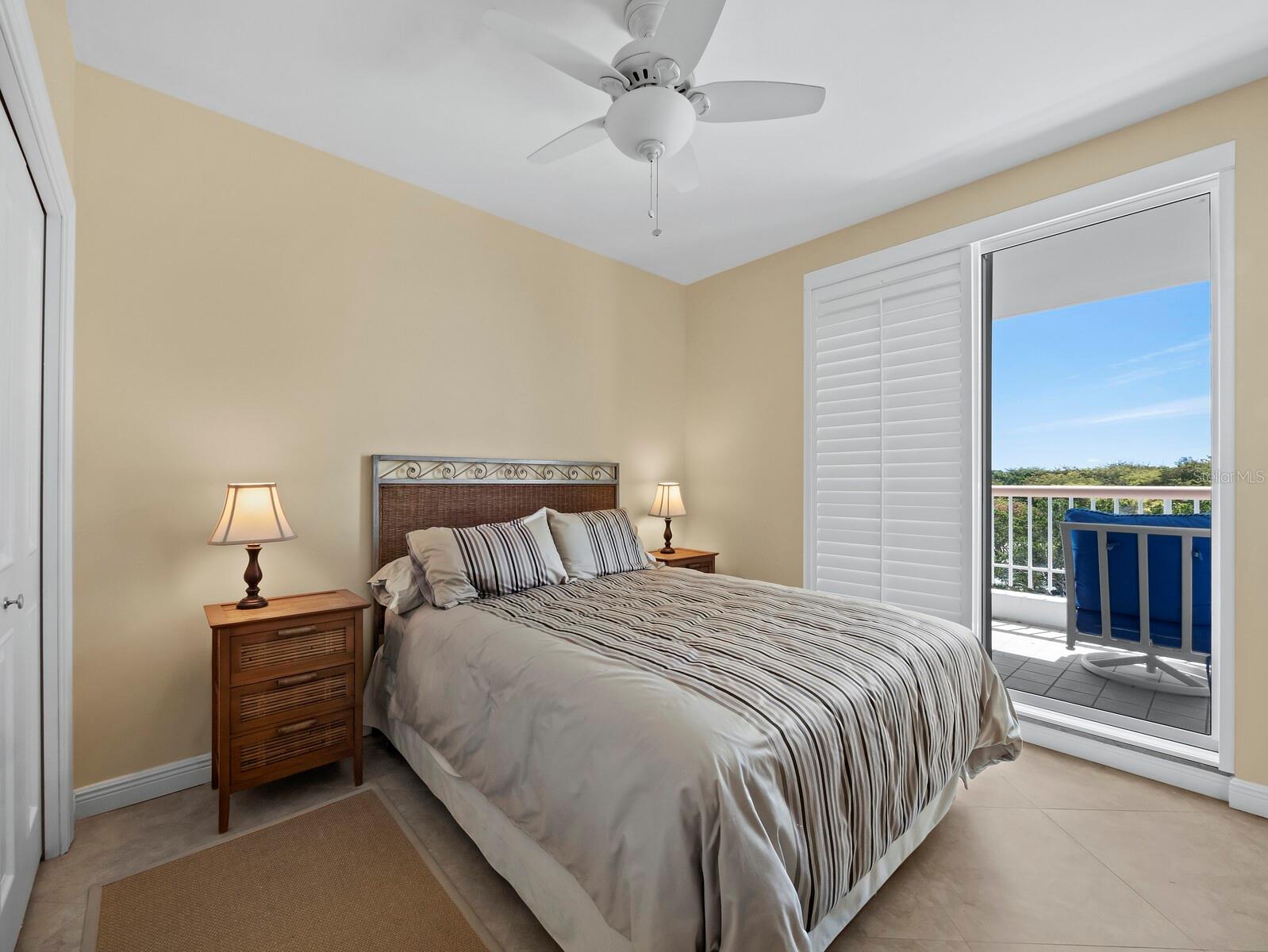 455 LONGBOAT CLUB RD #402, LONGBOAT KEY, FL, 34228