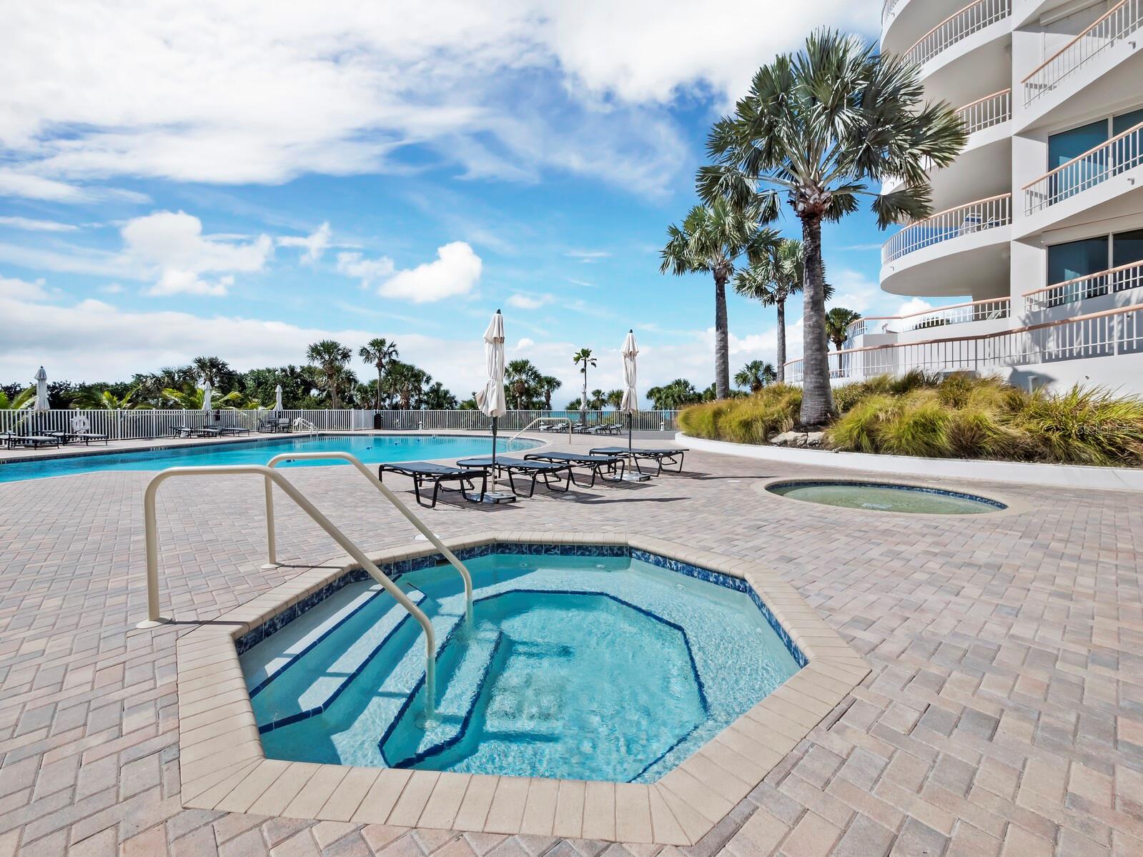455 LONGBOAT CLUB RD #402, LONGBOAT KEY, FL, 34228