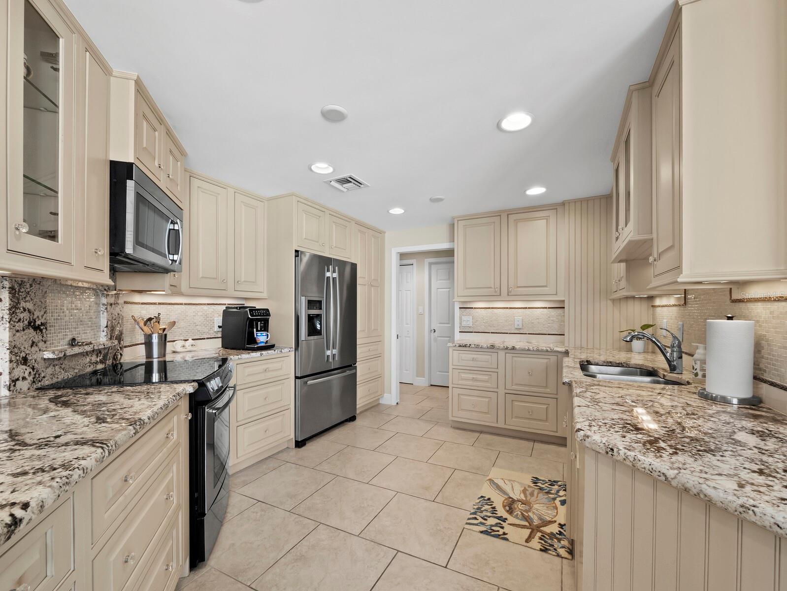 1211 GULF OF MEXICO DR #709, LONGBOAT KEY, FL, 34228