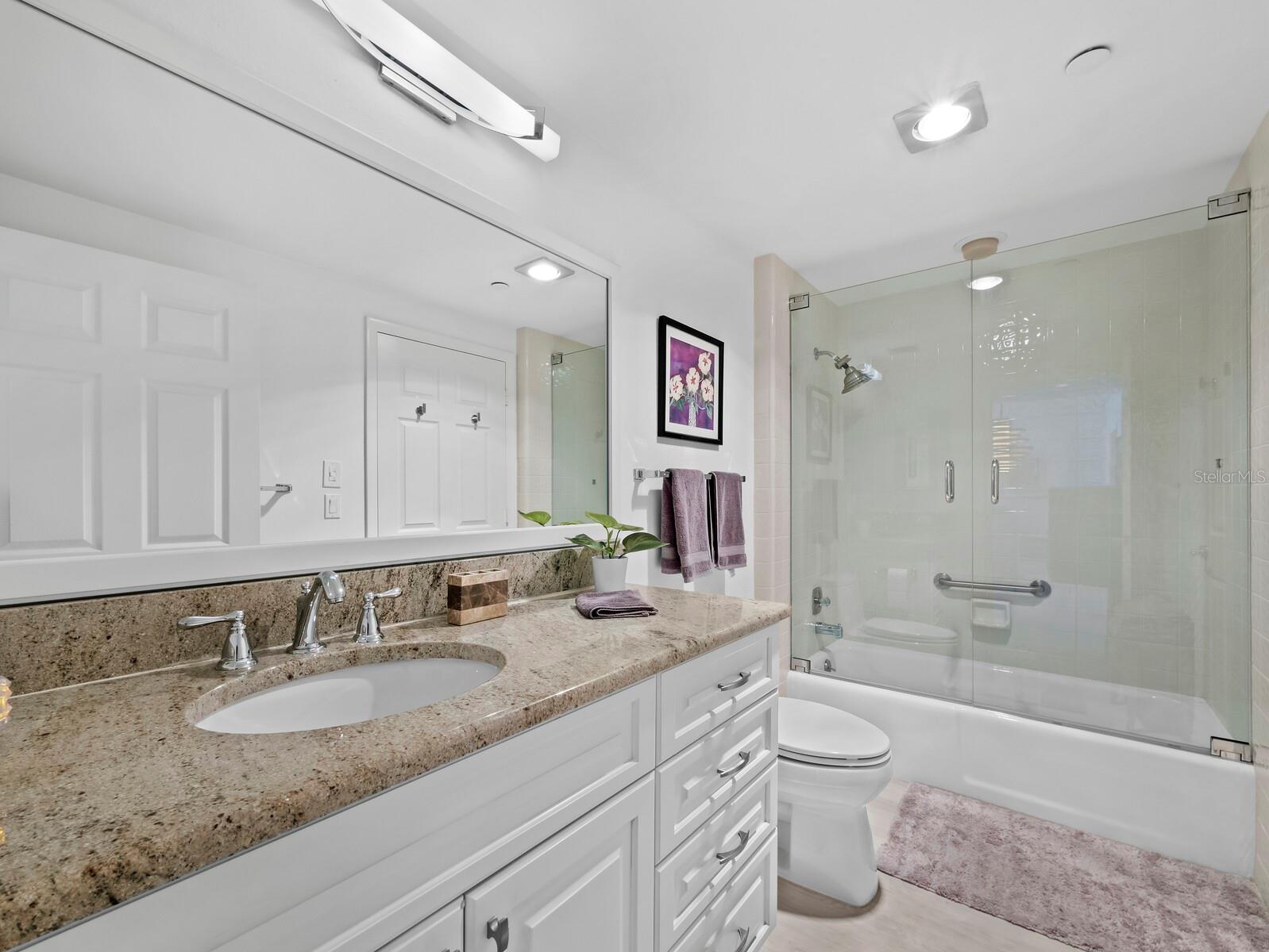 1930 HARBOURSIDE DR #145, LONGBOAT KEY, FL, 34228