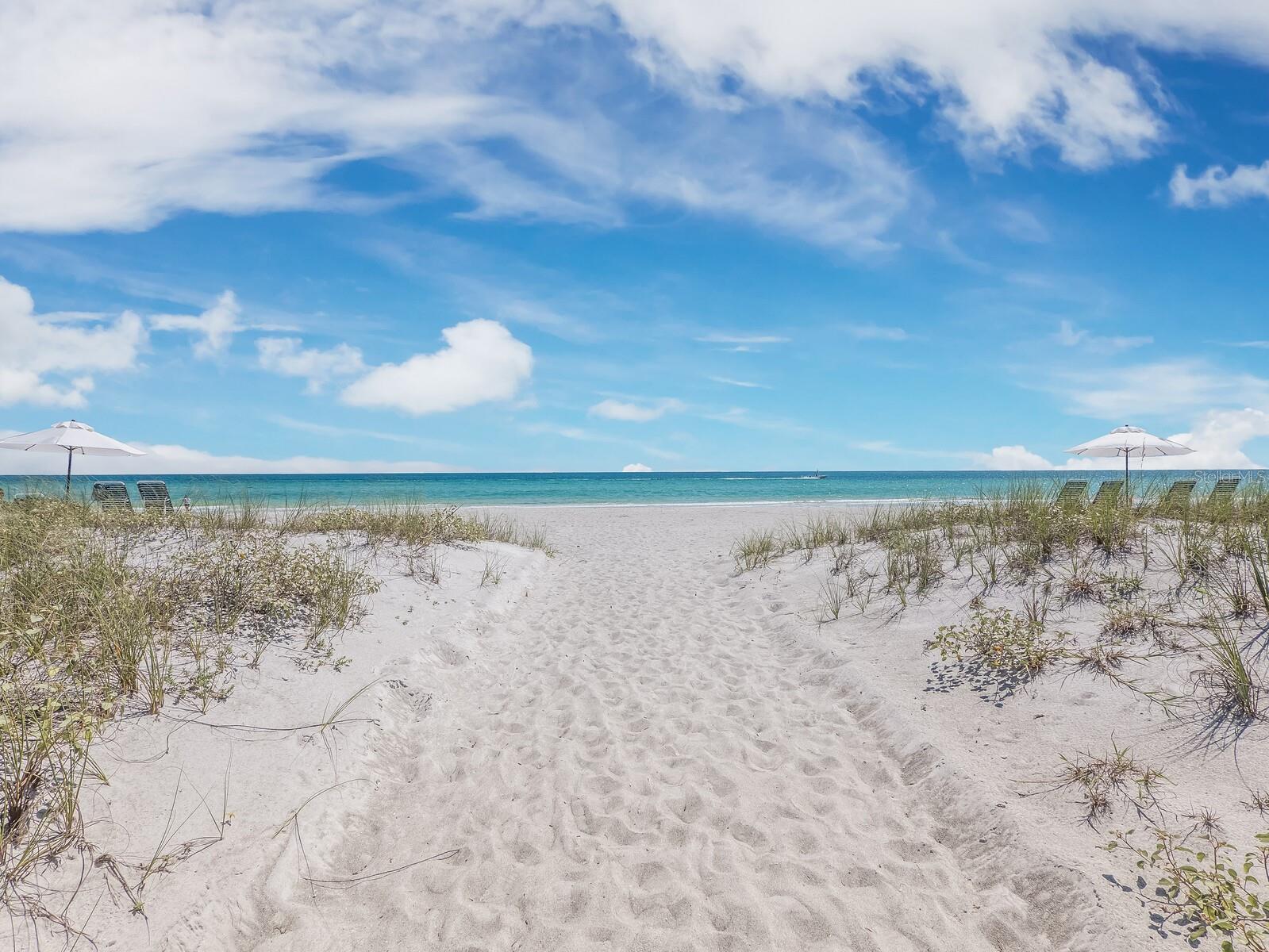 1930 HARBOURSIDE DR #145, LONGBOAT KEY, FL, 34228