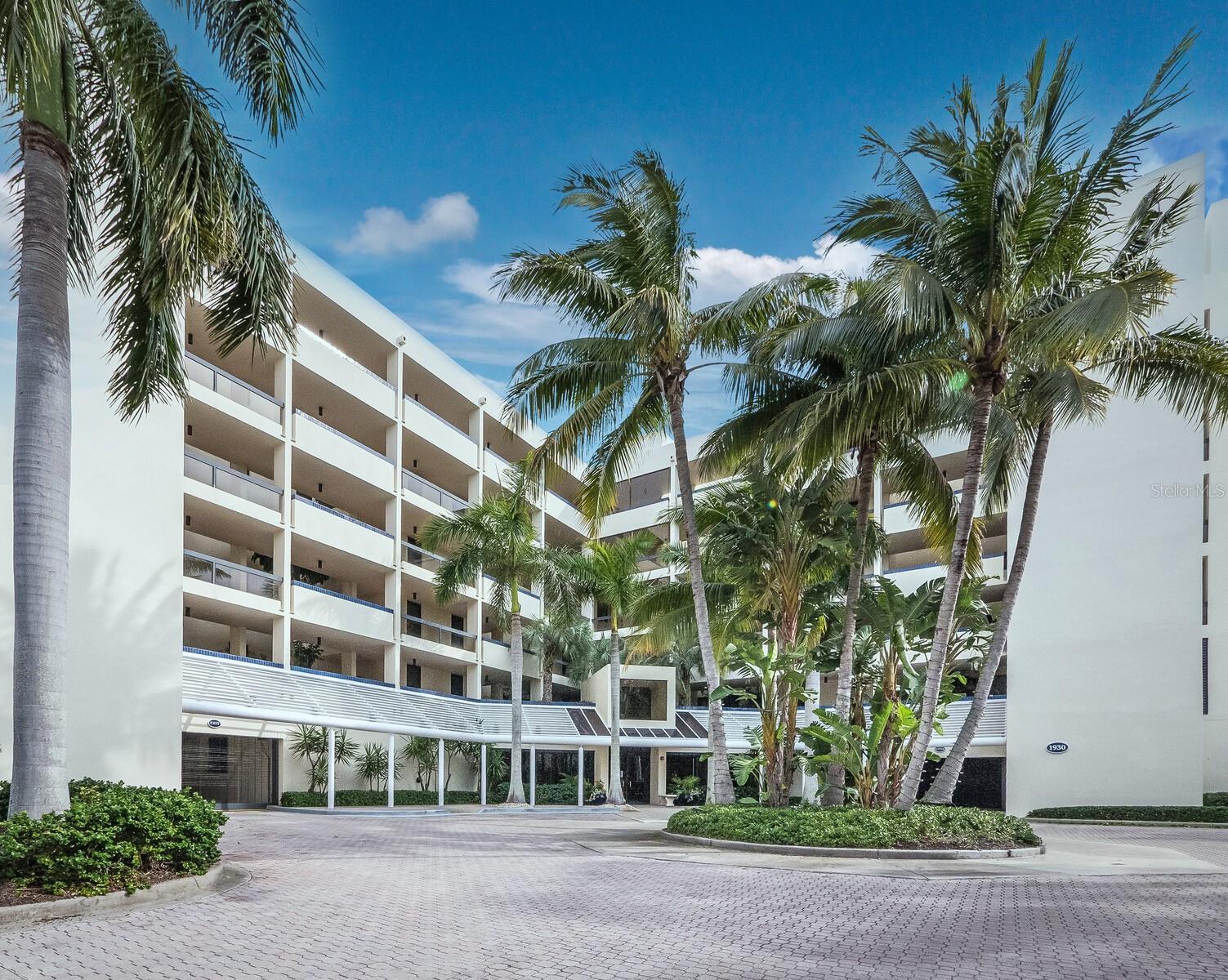 1930 HARBOURSIDE DR #145, LONGBOAT KEY, FL, 34228