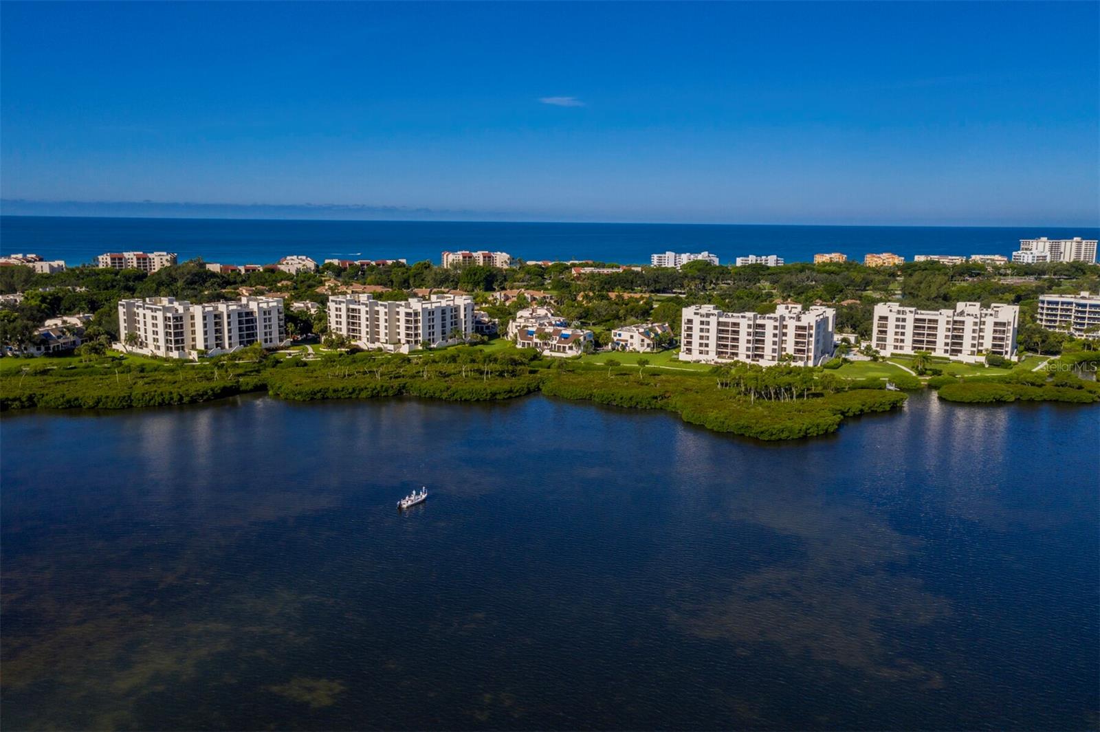 1930 HARBOURSIDE DR #145, LONGBOAT KEY, FL, 34228