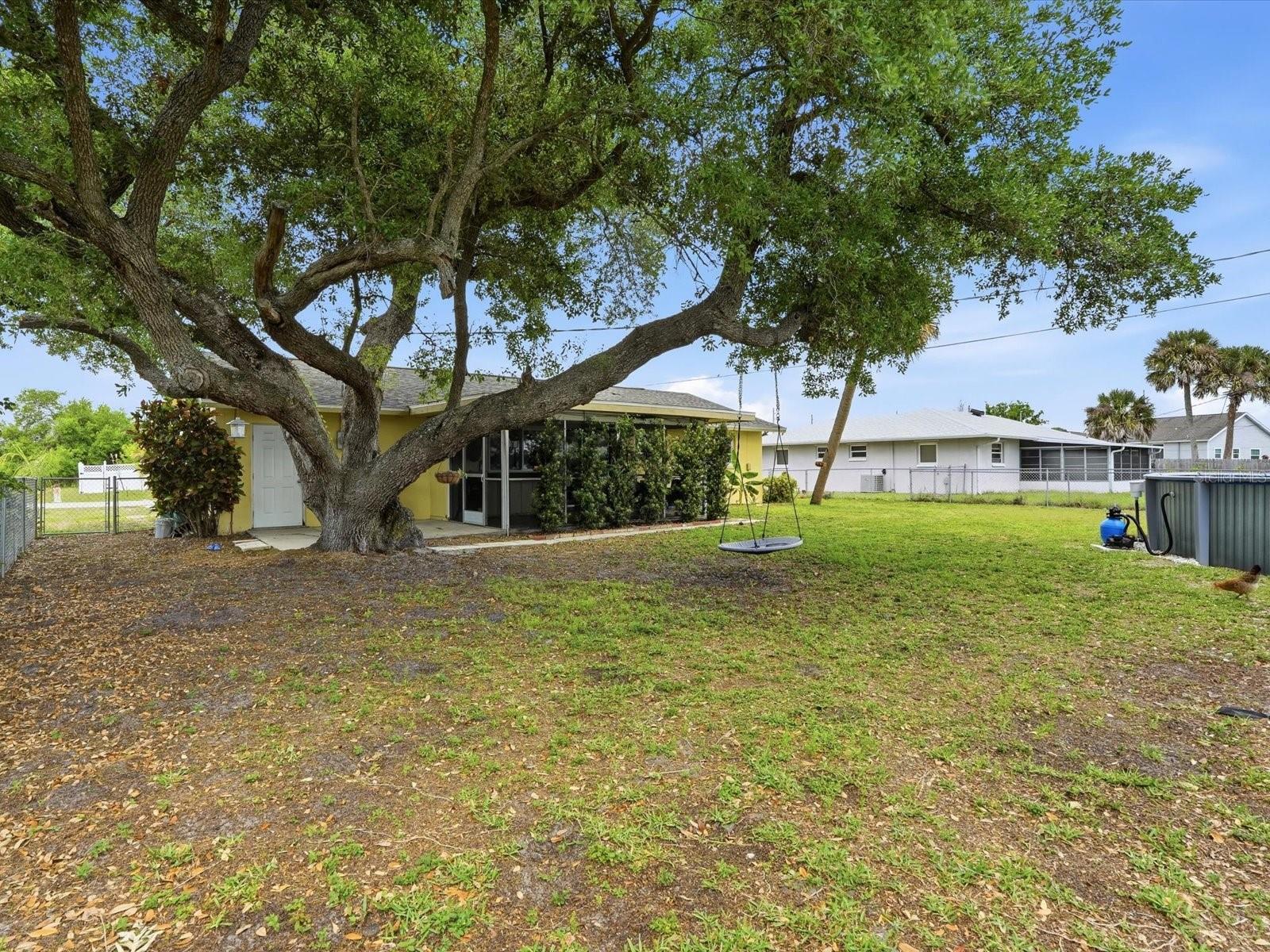 755 HARTFORD DR NW, PORT CHARLOTTE, FL, 33952