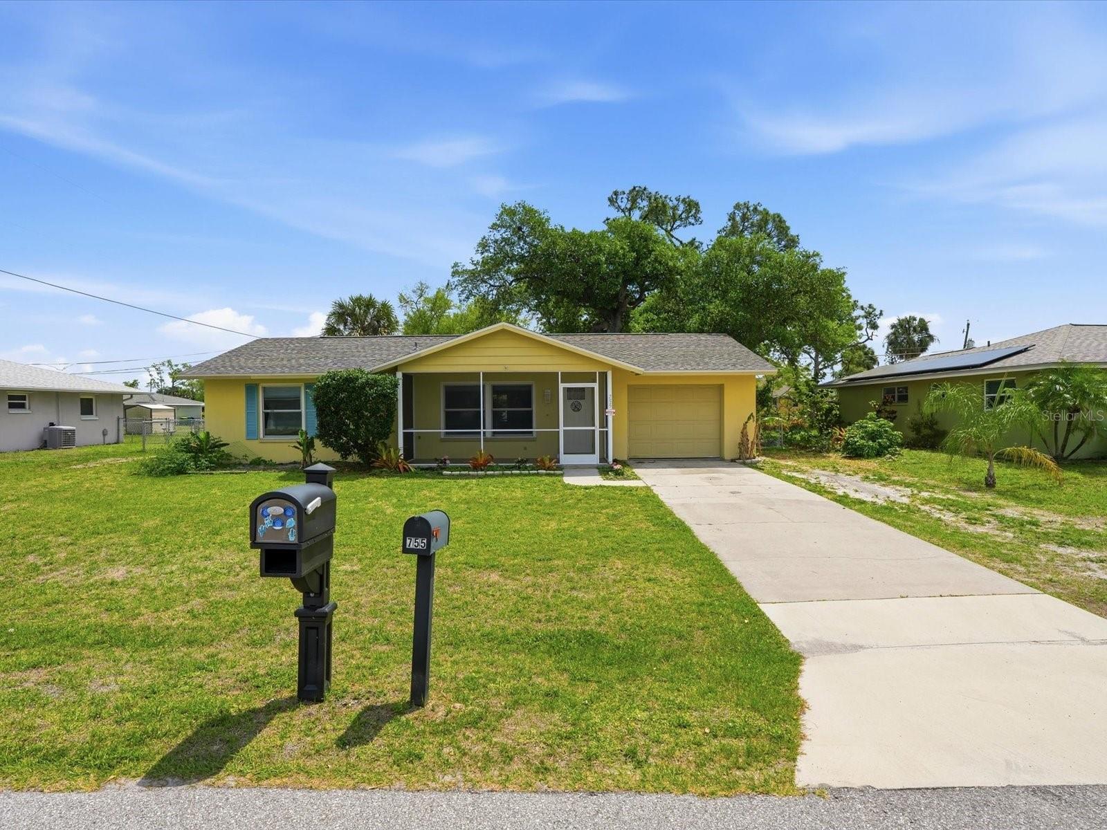 755 HARTFORD DR NW, PORT CHARLOTTE, FL, 33952