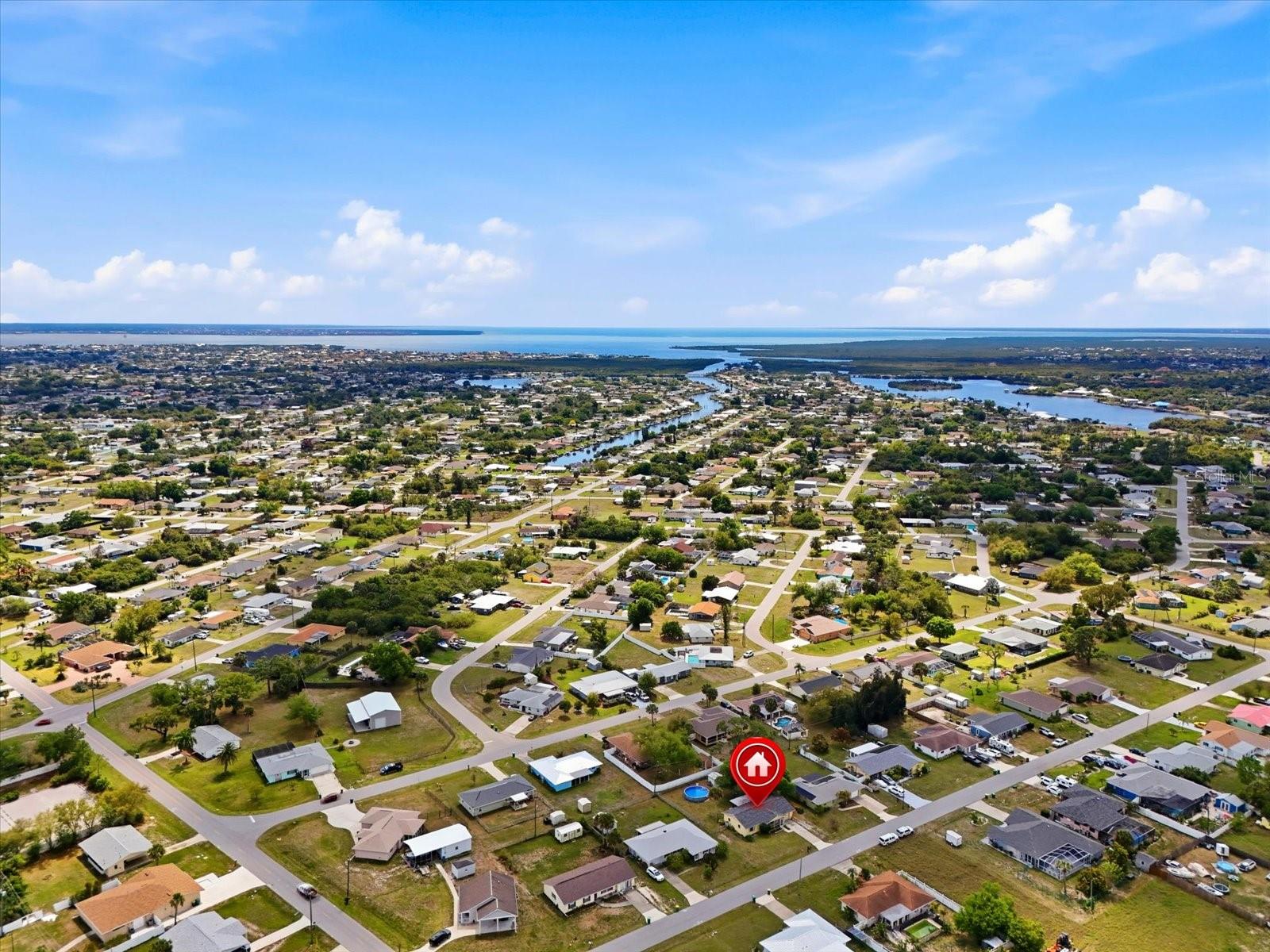 755 HARTFORD DR NW, PORT CHARLOTTE, FL, 33952