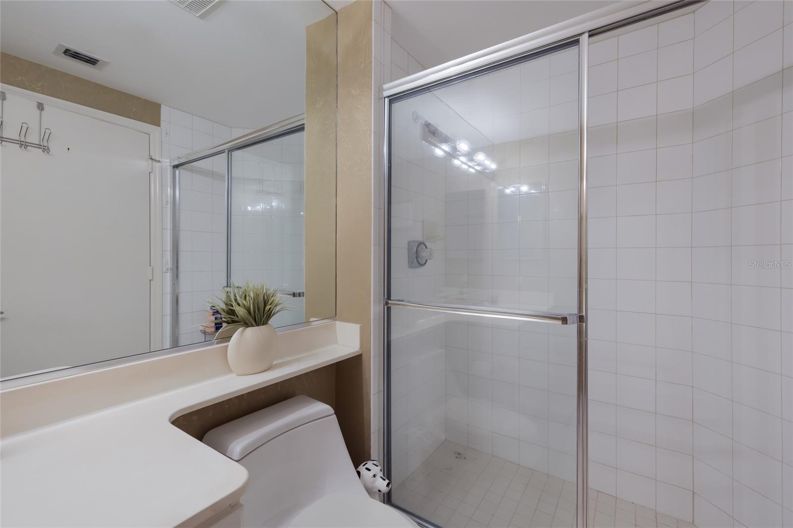 1800 BENJAMIN FRANKLIN DR #B1006, SARASOTA, FL, 34236