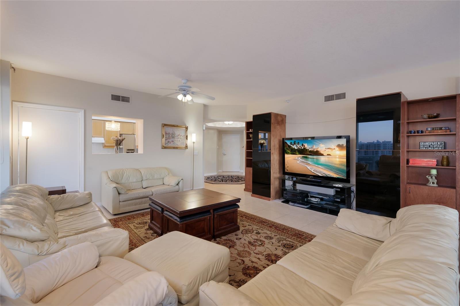 1800 BENJAMIN FRANKLIN DR #B1006, SARASOTA, FL, 34236