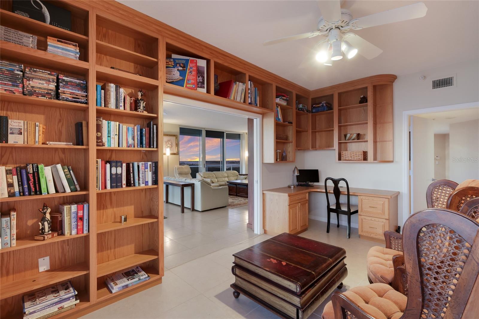 1800 BENJAMIN FRANKLIN DR #B1006, SARASOTA, FL, 34236