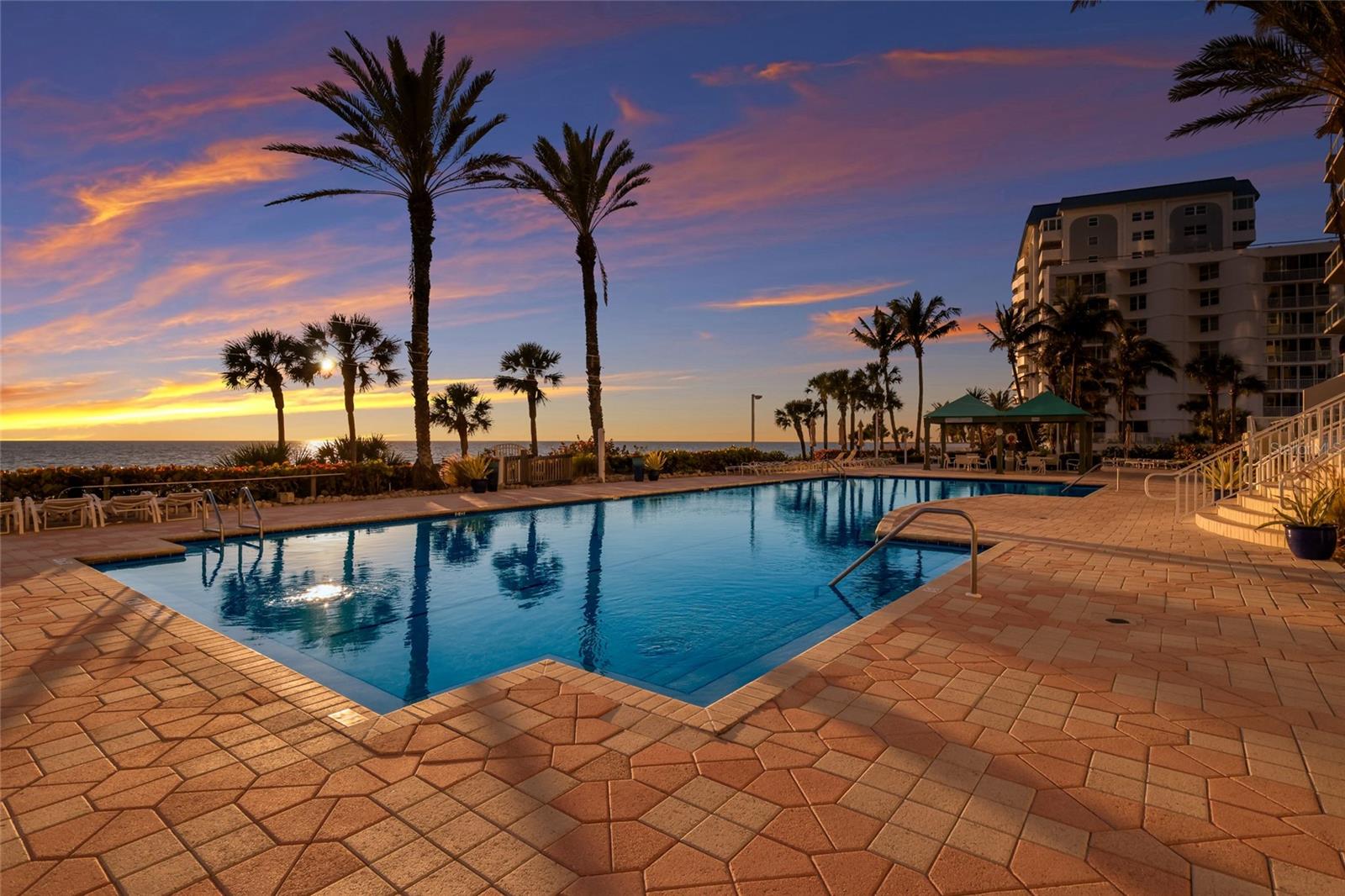 1800 BENJAMIN FRANKLIN DR #B1006, SARASOTA, FL, 34236