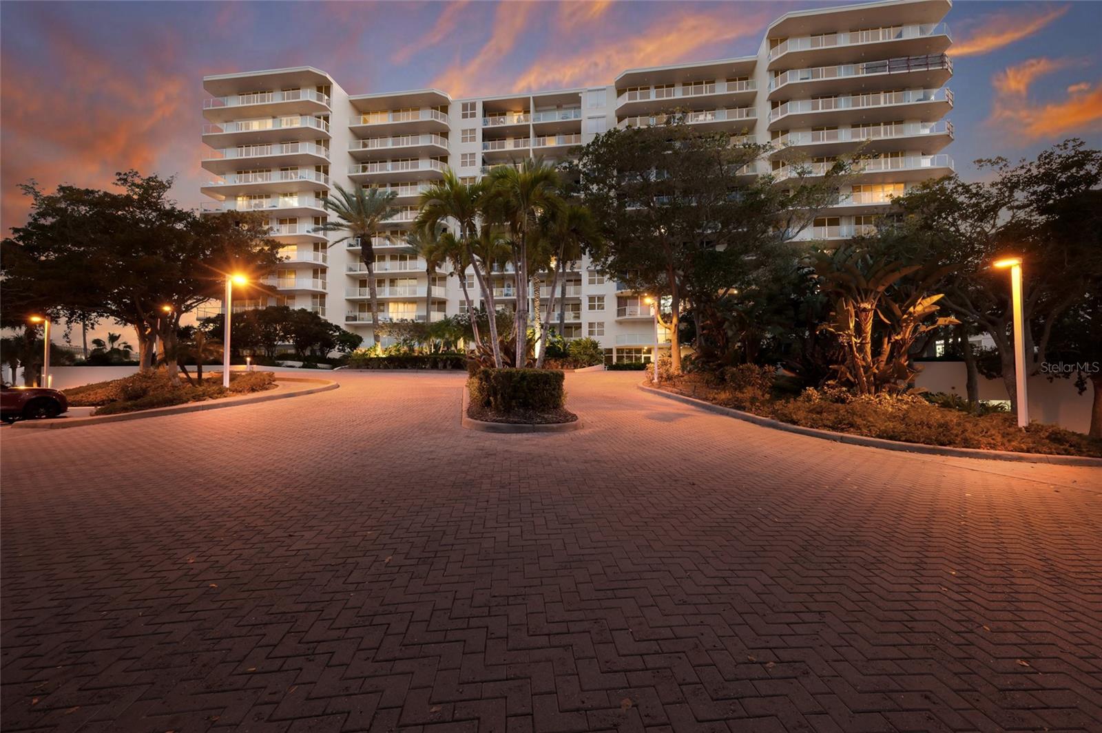 1800 BENJAMIN FRANKLIN DR #B1006, SARASOTA, FL, 34236