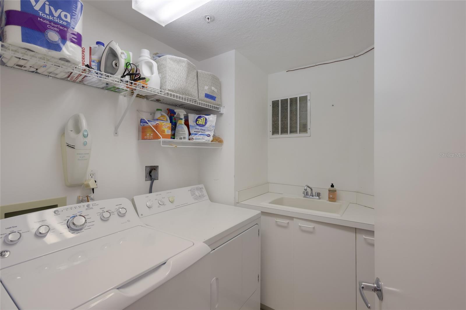 1800 BENJAMIN FRANKLIN DR #B1006, SARASOTA, FL, 34236