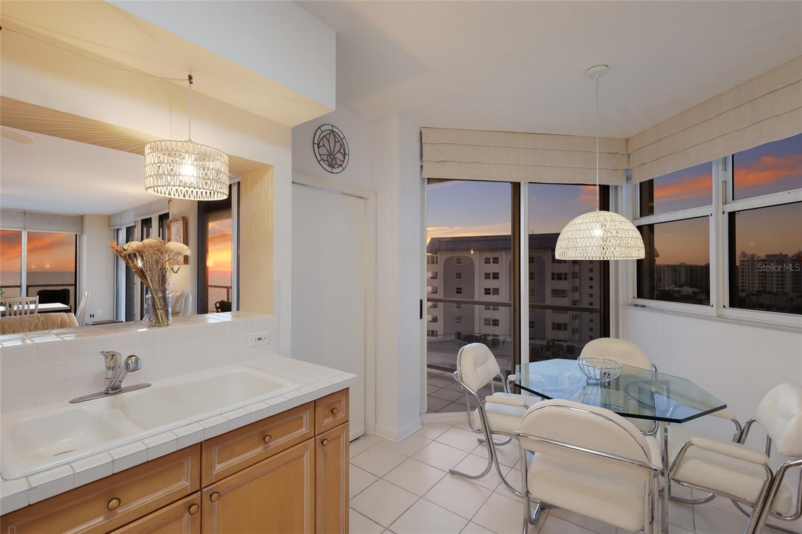 1800 BENJAMIN FRANKLIN DR #B1006, SARASOTA, FL, 34236