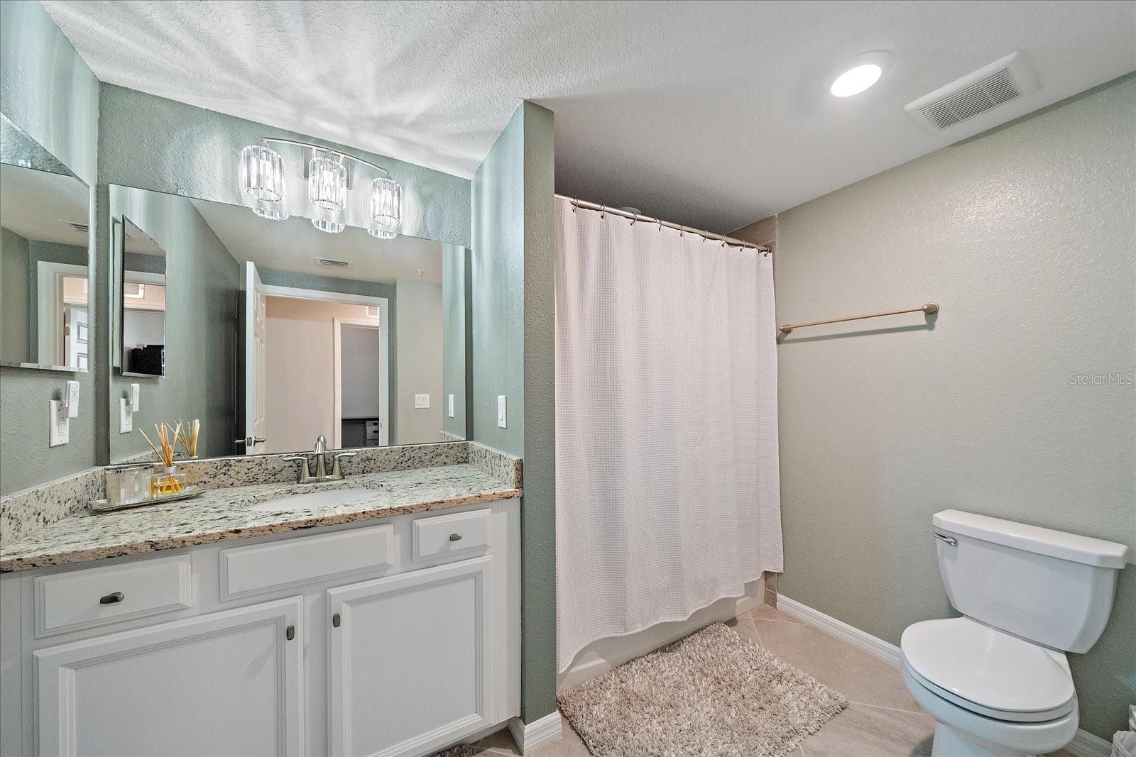 18027 GAWTHROP DR #101, BRADENTON, FL, 34211