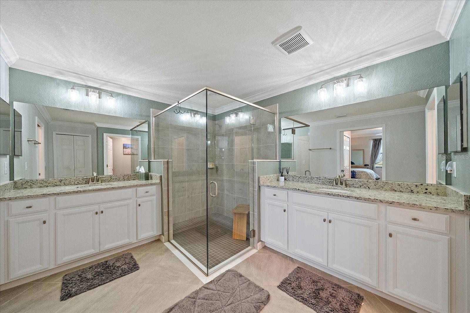 18027 GAWTHROP DR #101, BRADENTON, FL, 34211