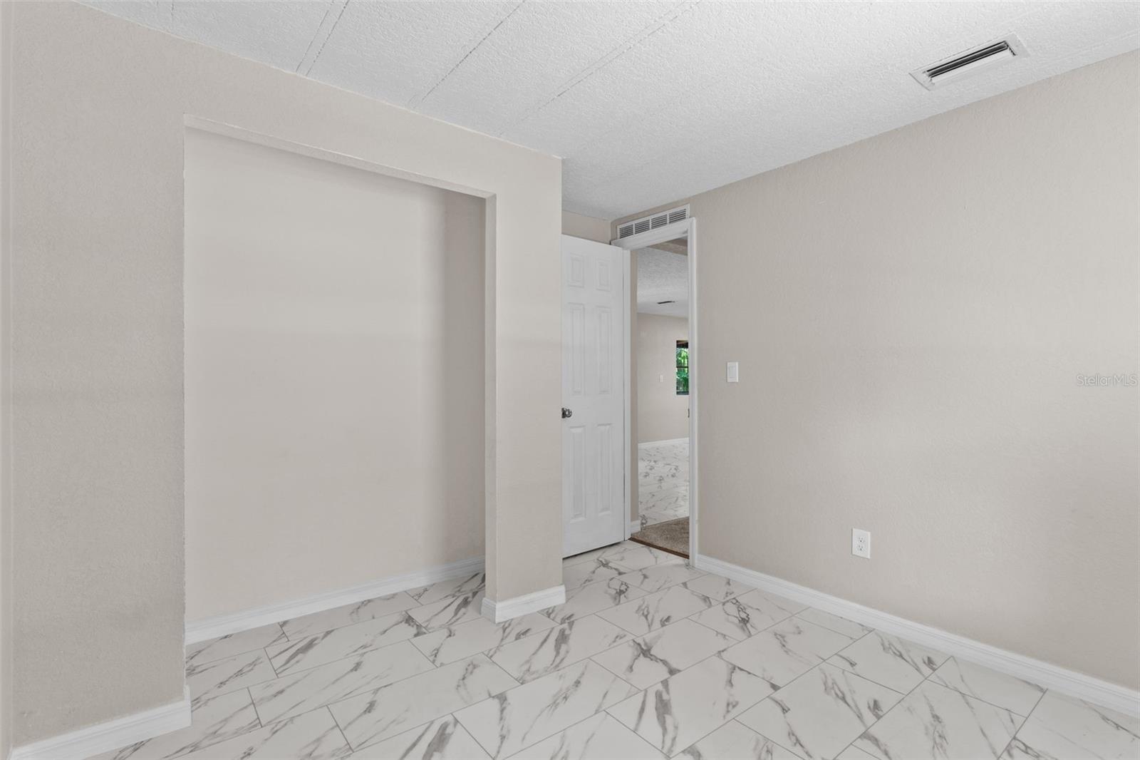 3547 CR 405, LAKE PANASOFFKEE, FL, 33538