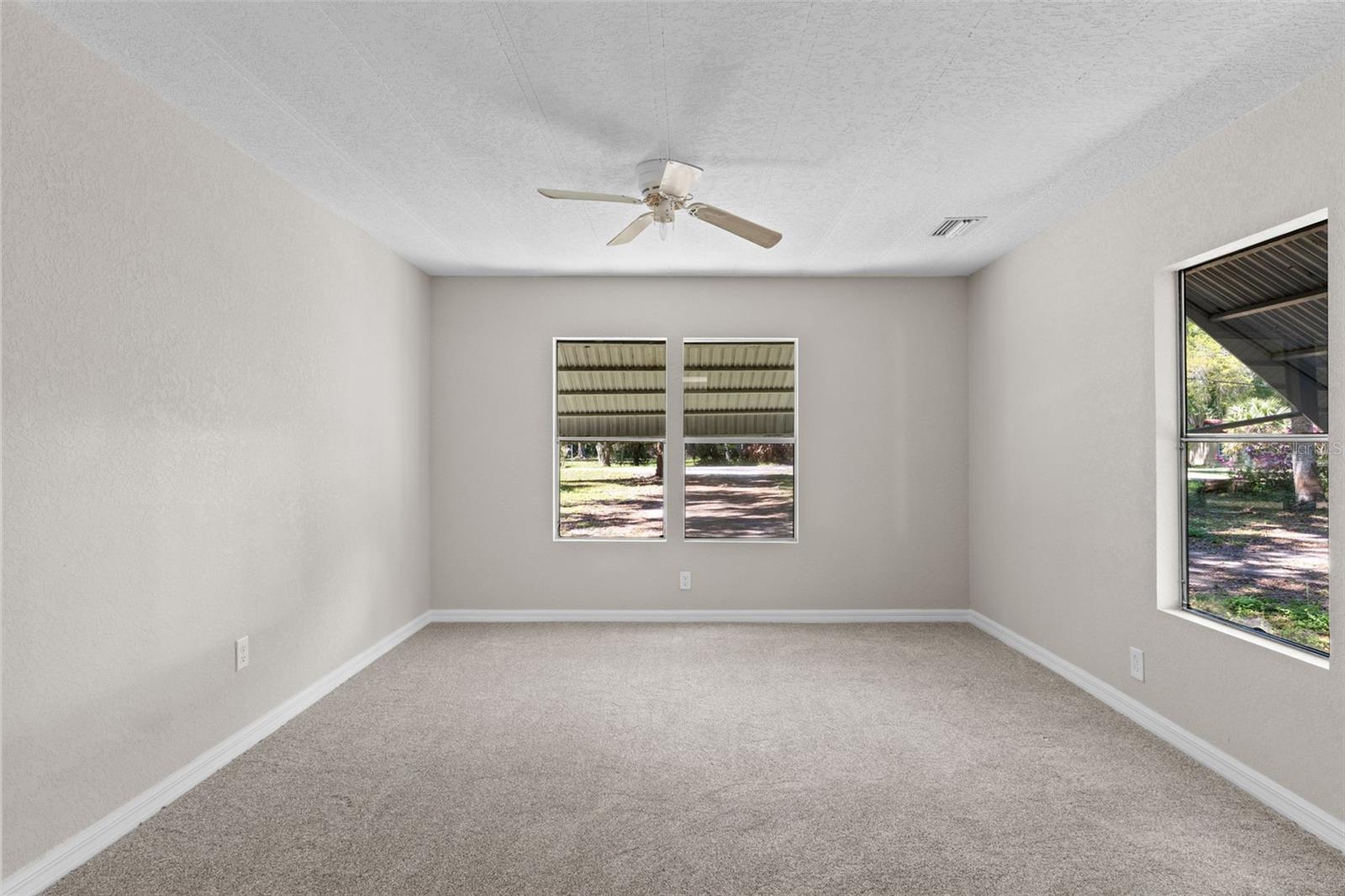 3547 CR 405, LAKE PANASOFFKEE, FL, 33538