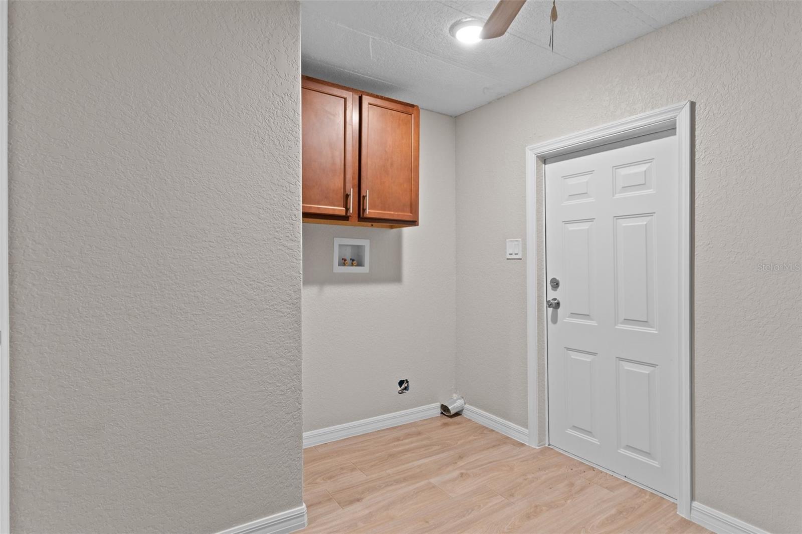 3547 CR 405, LAKE PANASOFFKEE, FL, 33538