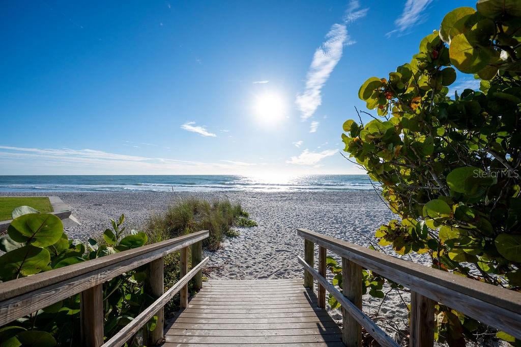 561 BIRDIE LN, LONGBOAT KEY, FL, 34228
