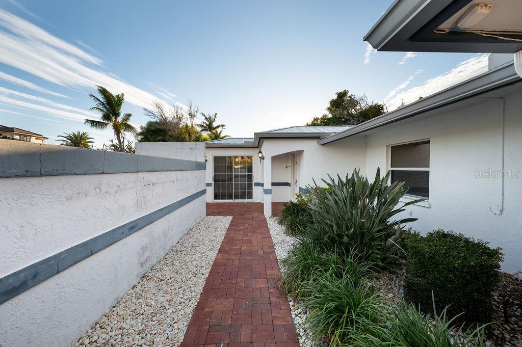561 BIRDIE LN, LONGBOAT KEY, FL, 34228