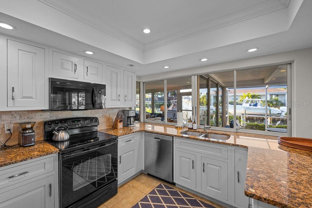 561 BIRDIE LN, LONGBOAT KEY, FL, 34228
