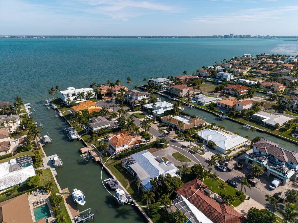 561 BIRDIE LN, LONGBOAT KEY, FL, 34228
