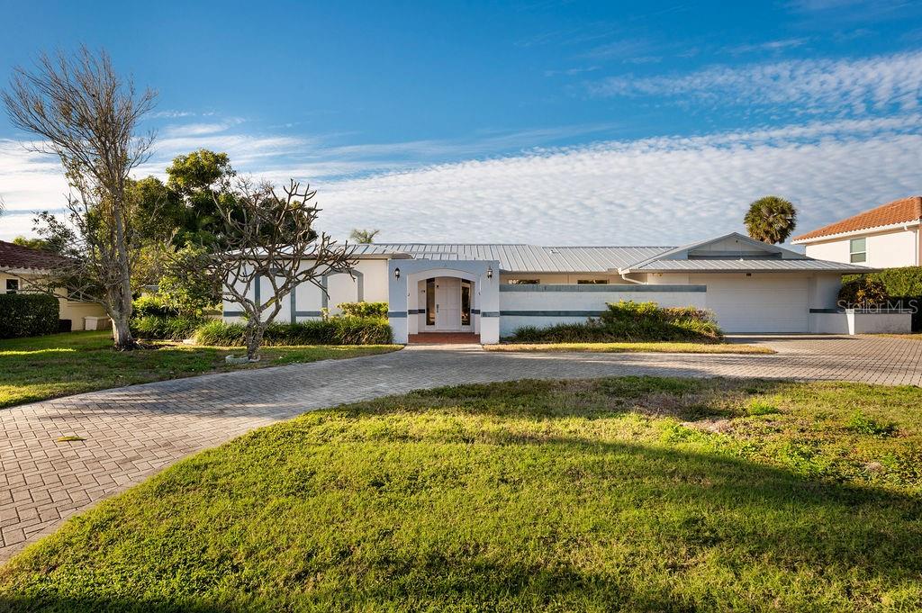 561 BIRDIE LN, LONGBOAT KEY, FL, 34228